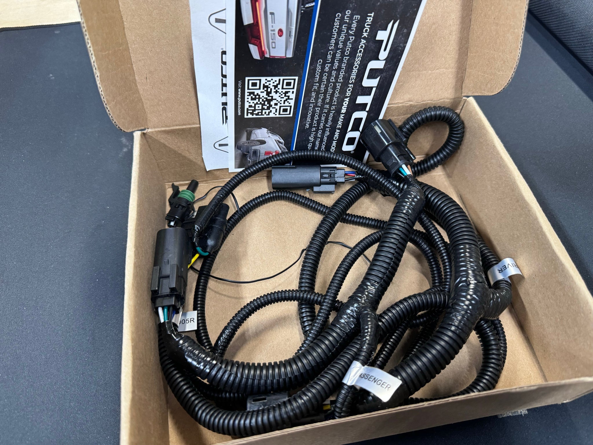 2019-2026 GM Truck - Putco Quick Connect Tail Light Harness for Tailgate Light Bar (529005)