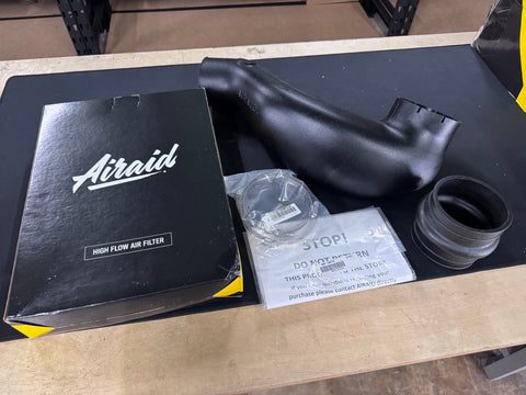 OPEN BOX/MISSING COMPONENTS - Airaid Jr. Cold Air Intake Kit w/ Filter - 99-04 GM Truck - 201-712