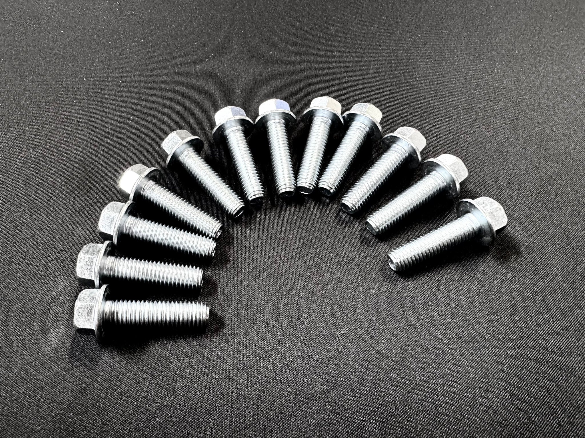 Grade 10.9 Zinc Coated LS/LT Header Bolt Set