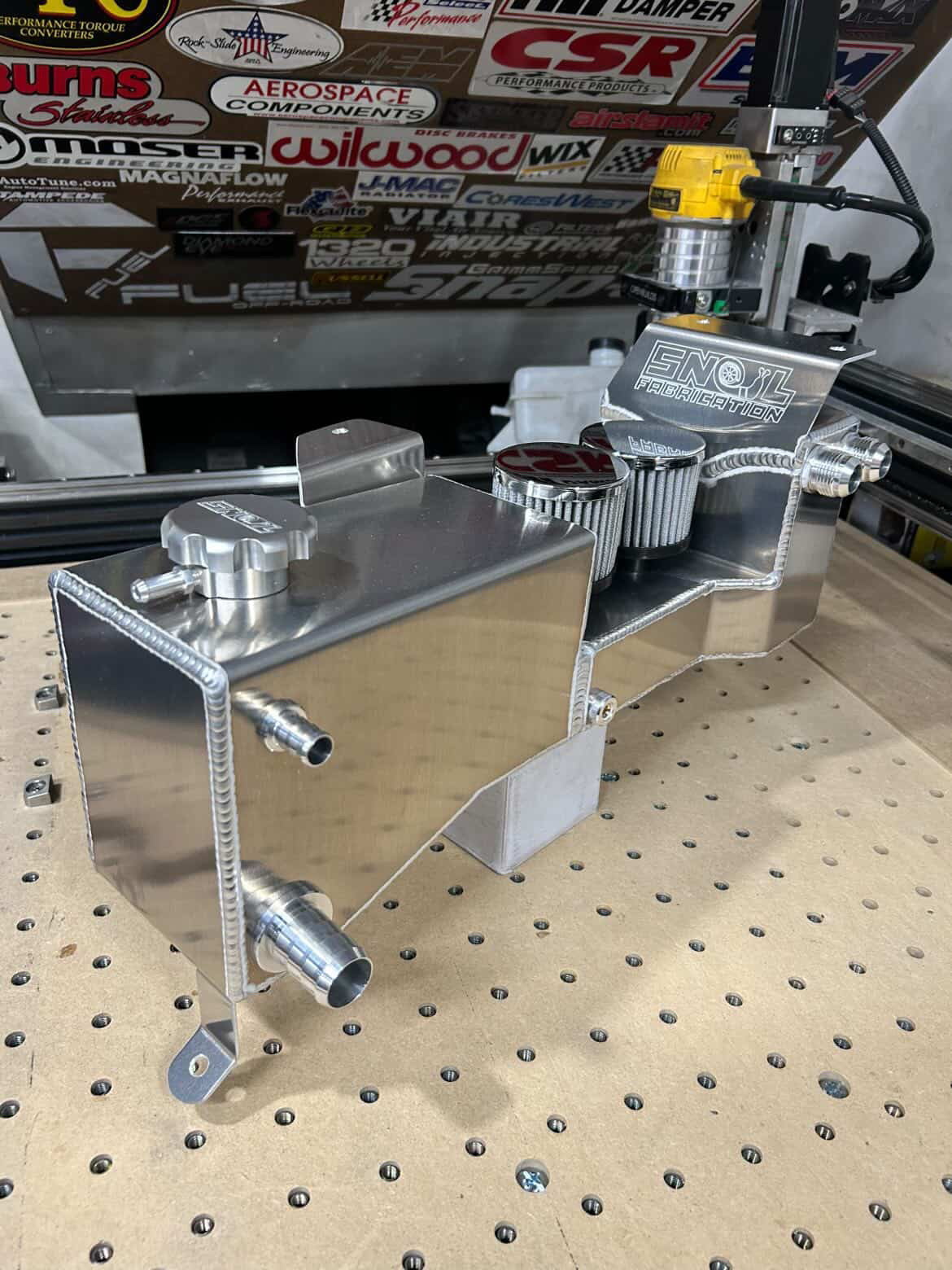 SNAILFAB SLIM COMBO CATCH CAN/EXPANSION TANK - 1999-2007 GM TRUCK